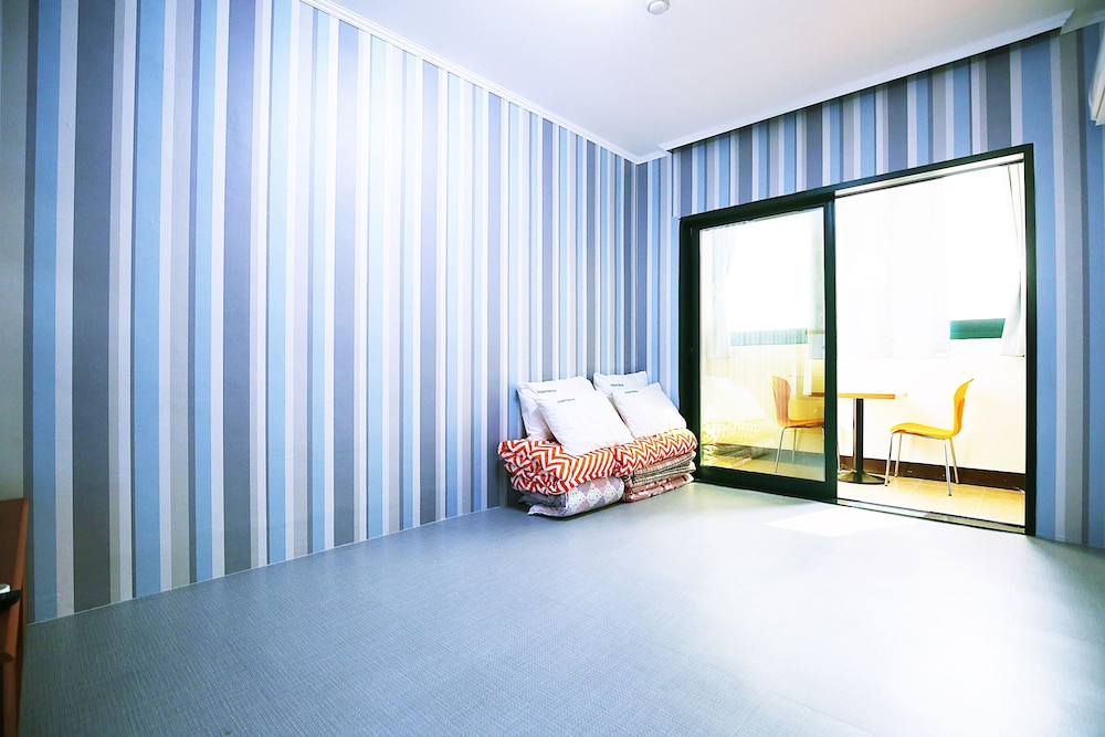 namdang port ocean fantasy hotel