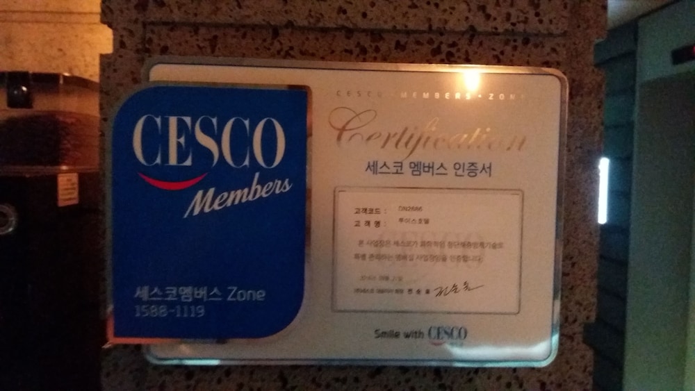 louis boutique hotel