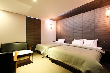 louis boutique hotel