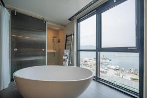 louis boutique hotel