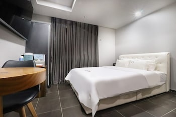 hotel don