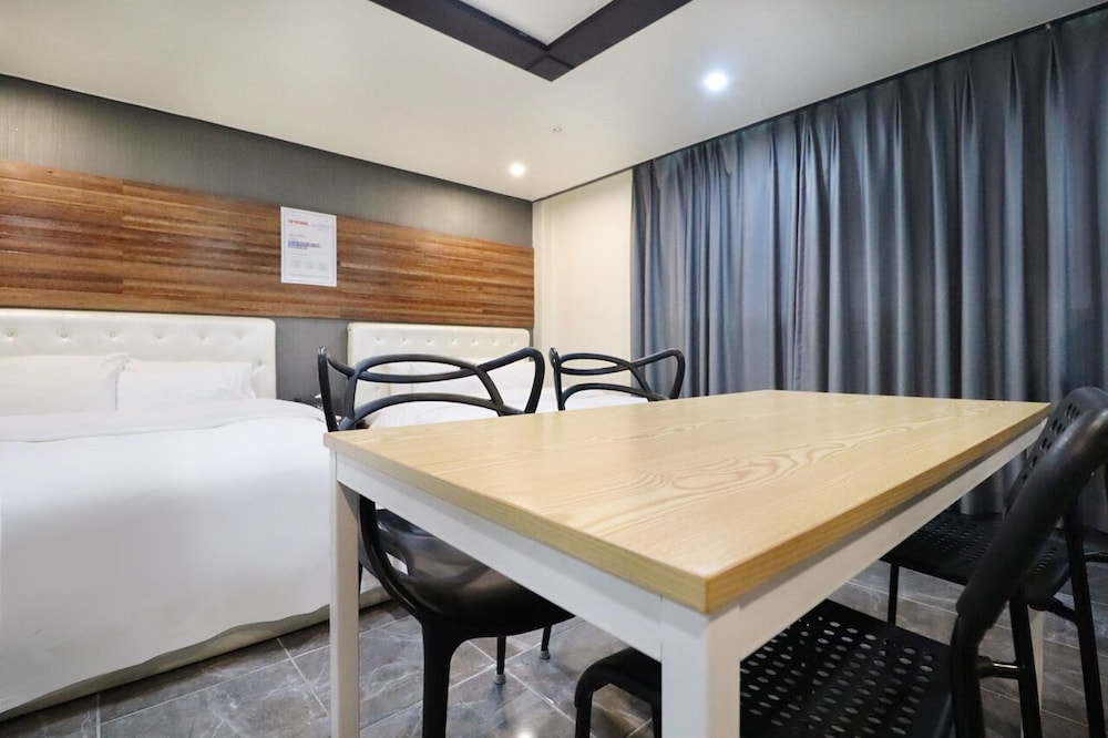 hotel don