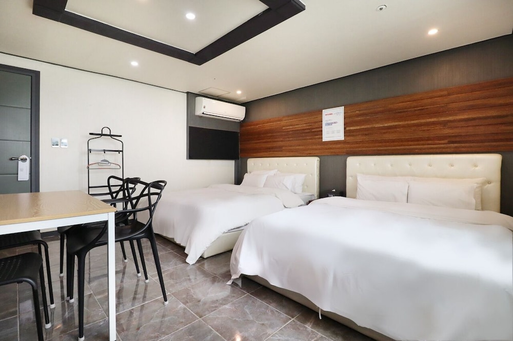hotel don
