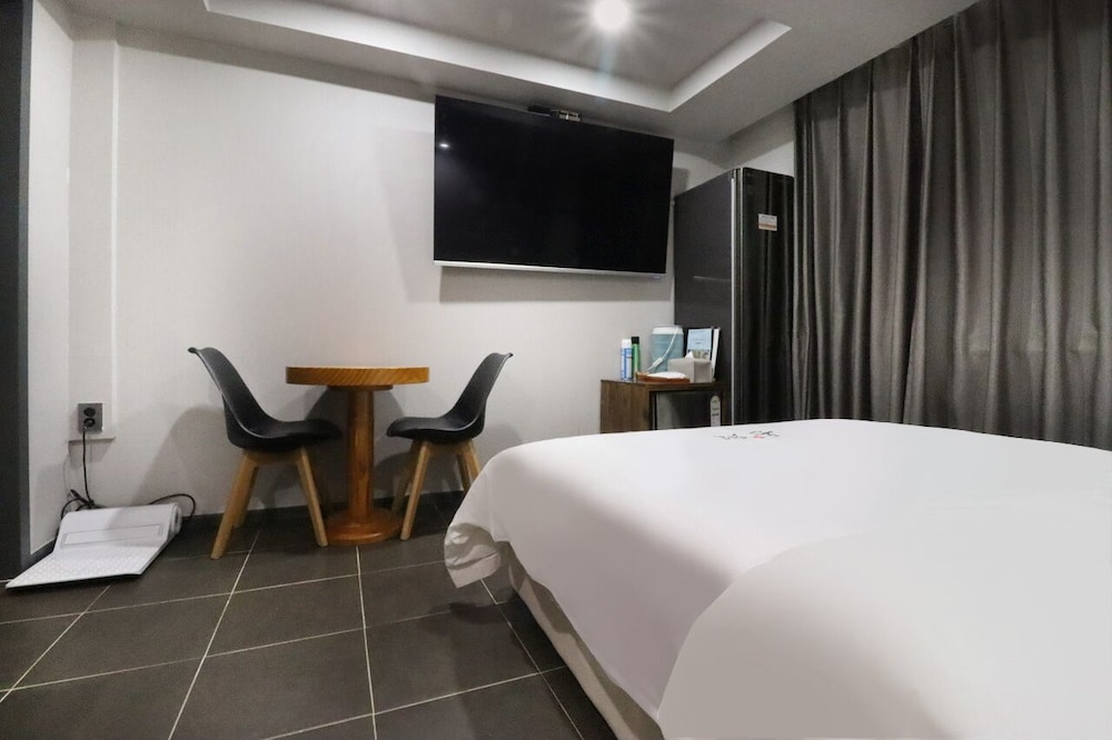 hotel don