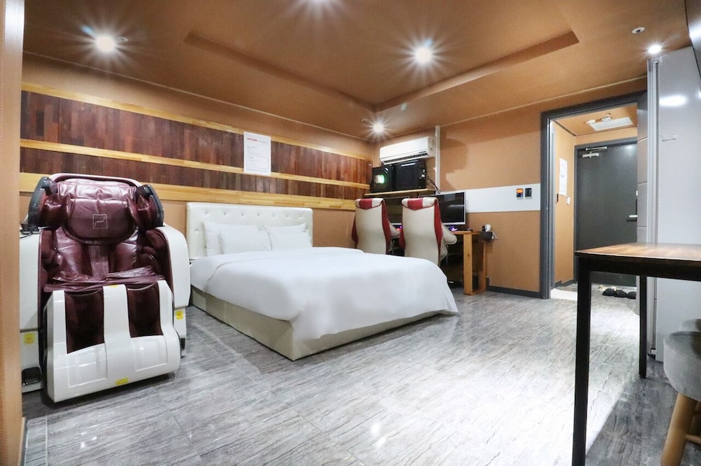 hotel don