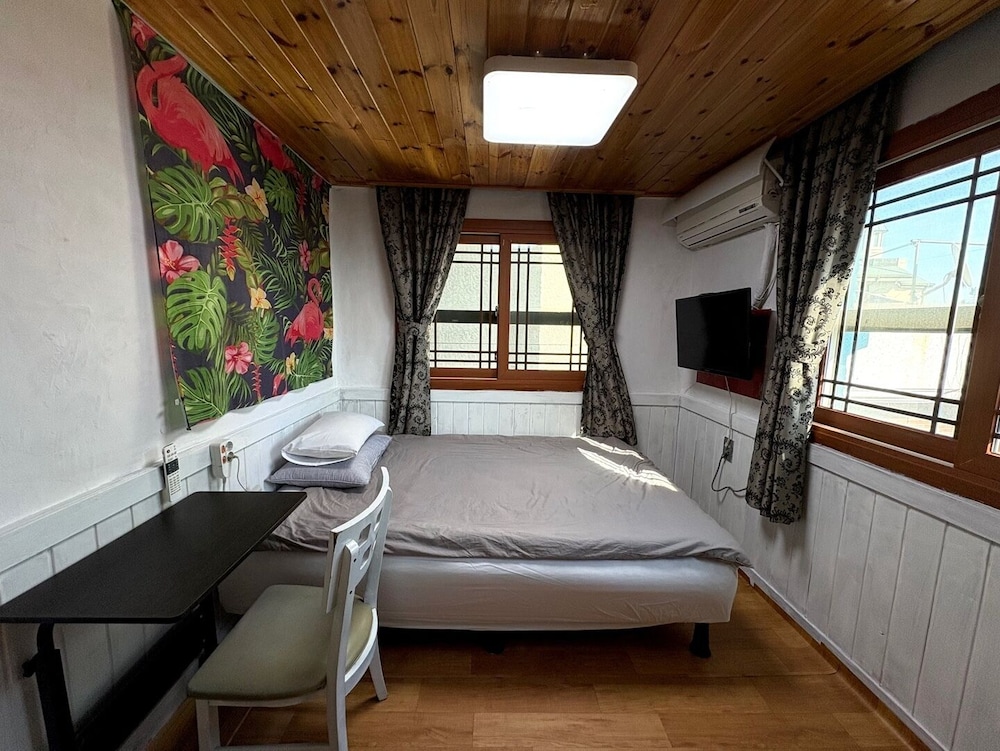 gudeok guest house hostel