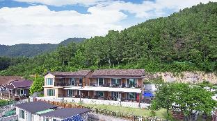Yeosu Hwangto Pension,Near The Beach,3 star
