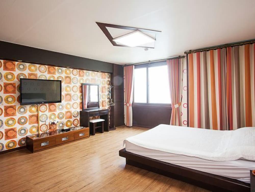 jeju green beach pension