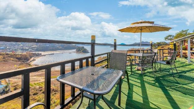 yeosu greenhouse pension