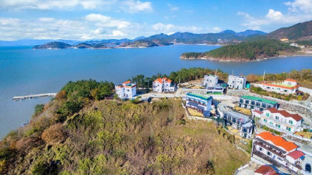 yeosu greenhouse pension