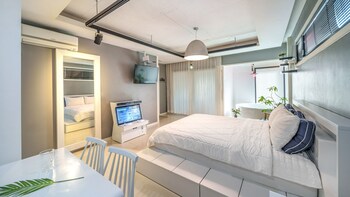 gyeongju 20th street spa pension