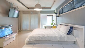 gyeongju 20th street spa pension