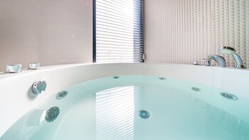 gyeongju 20th street spa pension