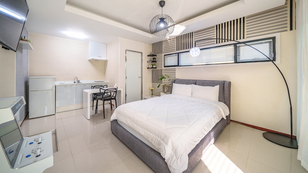 gyeongju 20th street spa pension