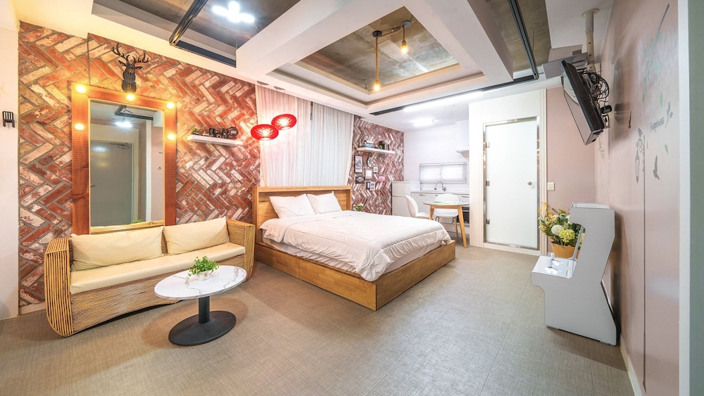 gyeongju 20th street spa pension