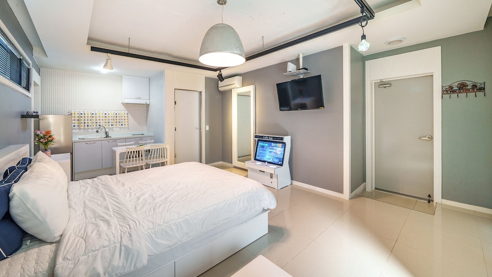 gyeongju 20th street spa pension