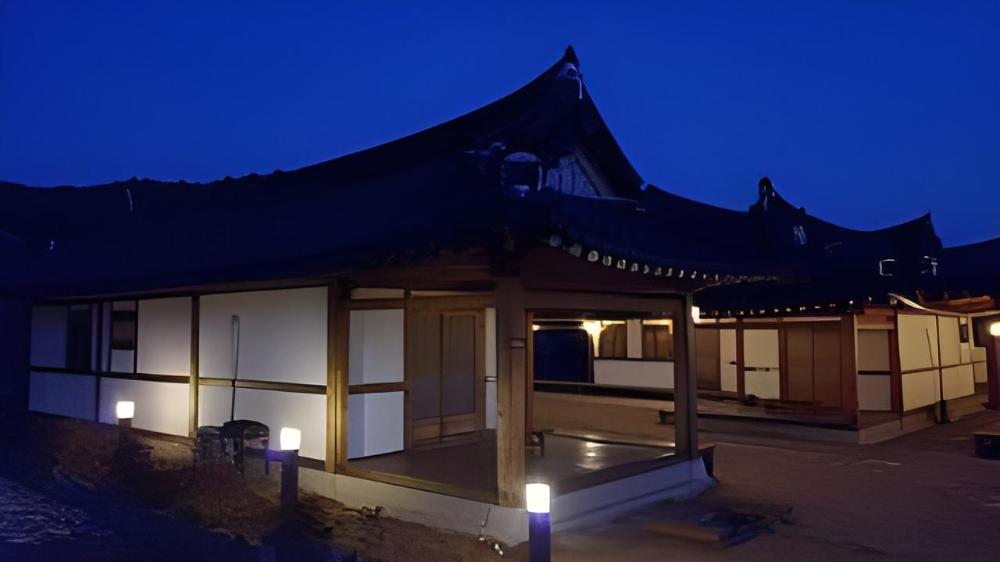 gyeongju hanok pentown