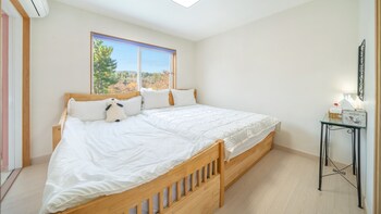 gyepngju camino pool villa