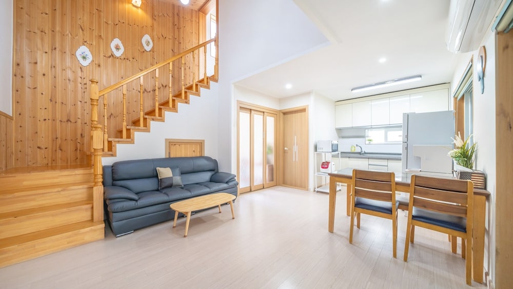 gyepngju camino pool villa