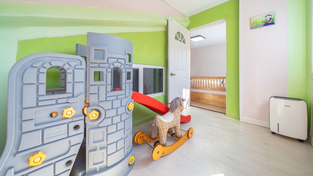 gyepngju camino pool villa