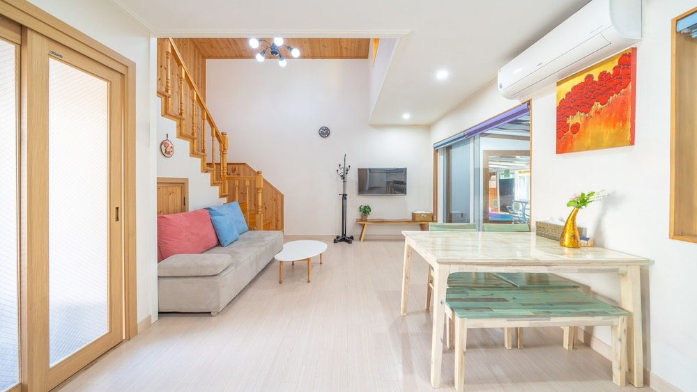 gyepngju camino pool villa