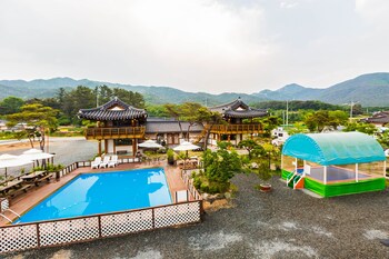 gyeongju west namsan hanok pension