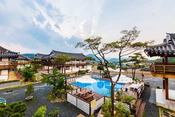 gyeongju west namsan hanok pension