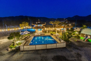 gyeongju west namsan hanok pension