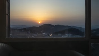 wonju quirinale pension