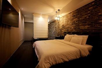 masan almond hotel