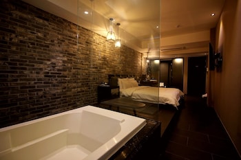 masan almond hotel