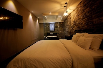 masan almond hotel
