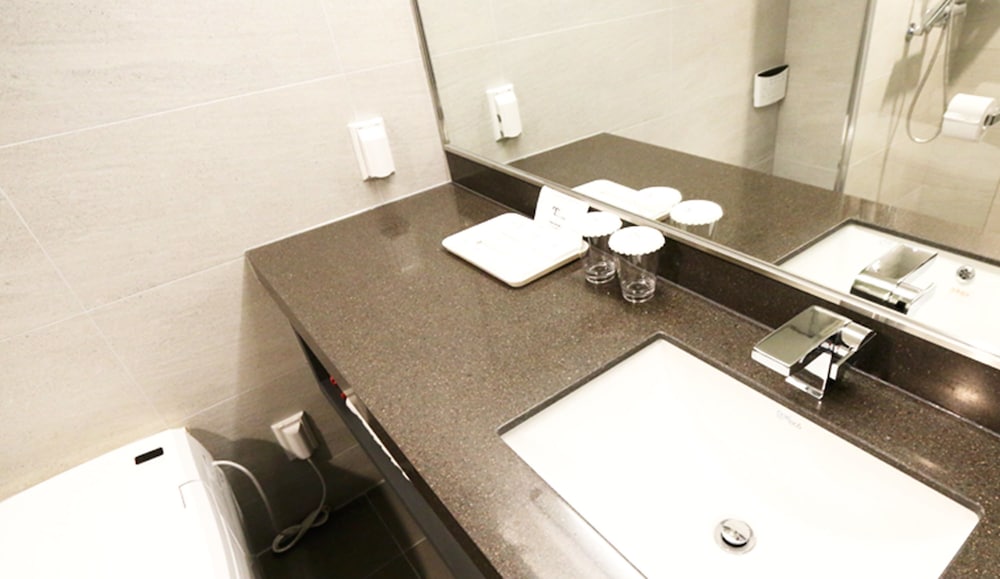 hotel thomas myeongdong