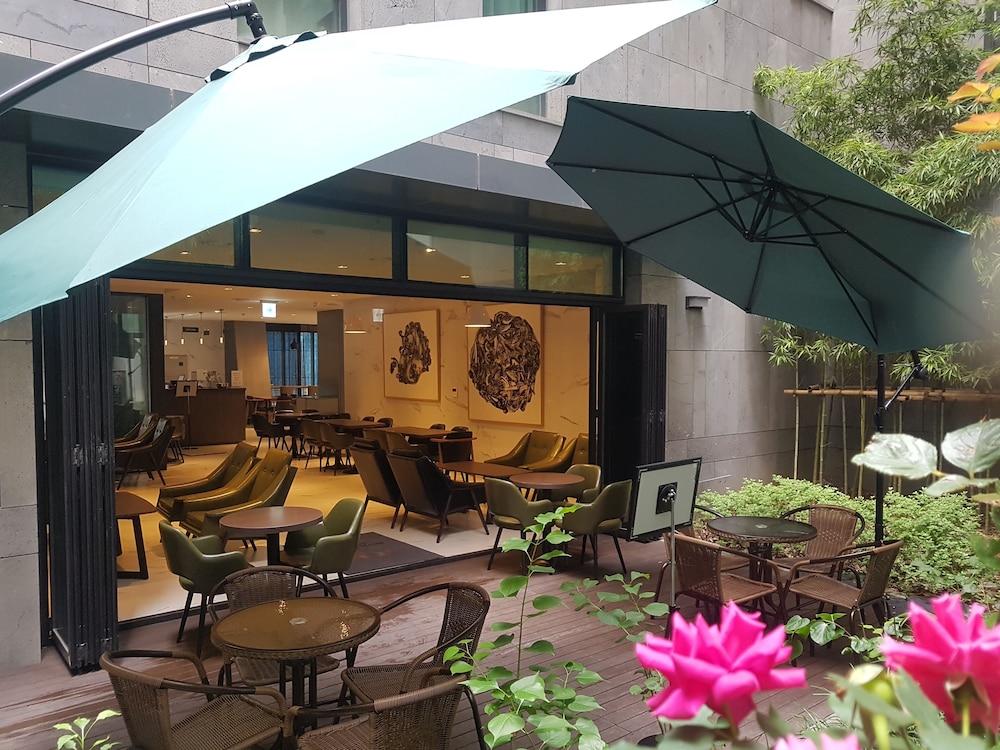 hotel thomas myeongdong