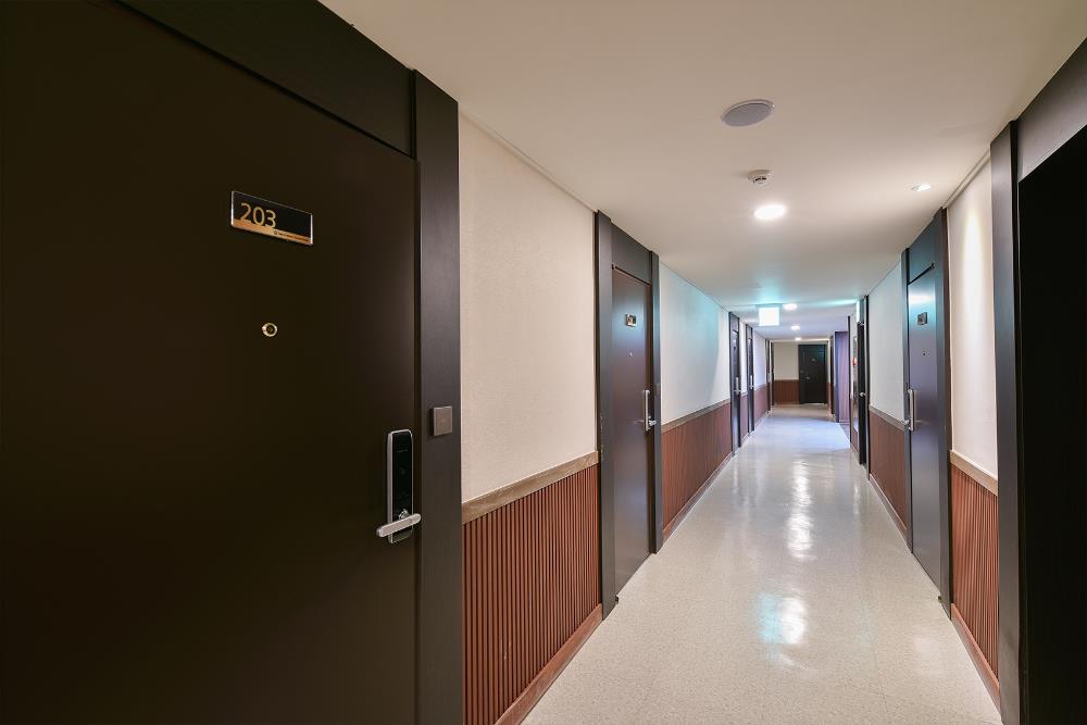 sea and moon tourist hotel