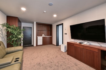 sea and moon tourist hotel