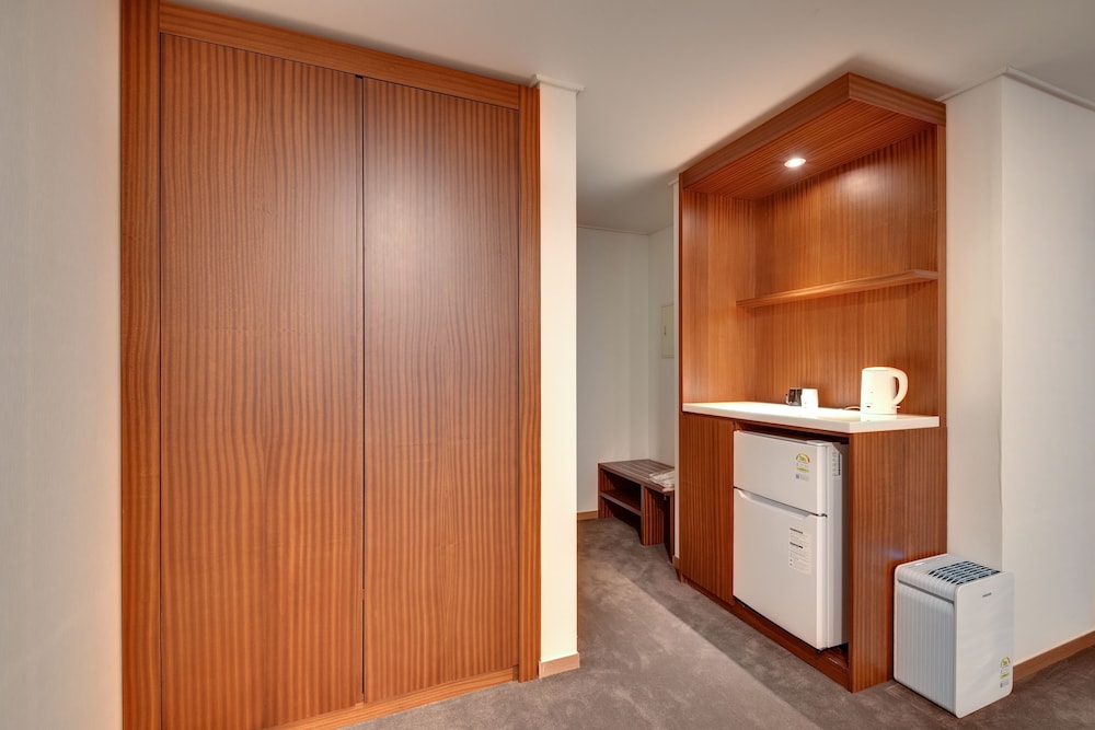 sea and moon tourist hotel