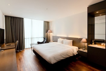 sky view hotel
