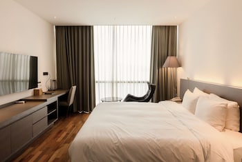sky view hotel