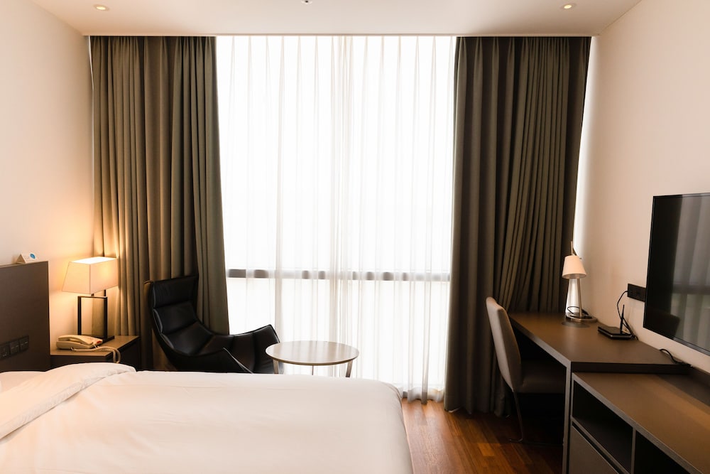 sky view hotel
