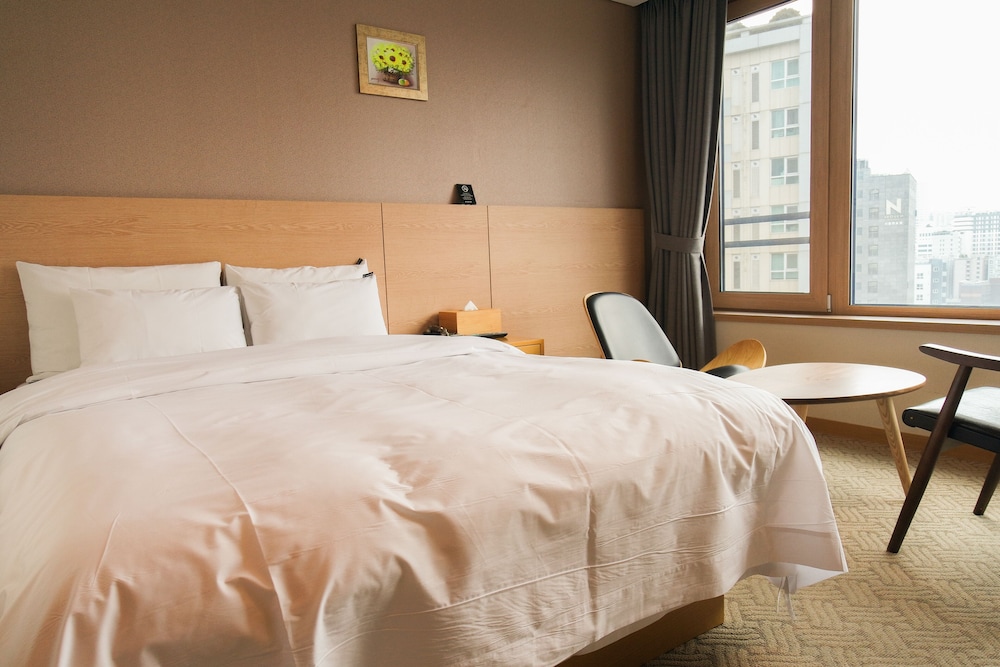 jongno lumia tourist hotel