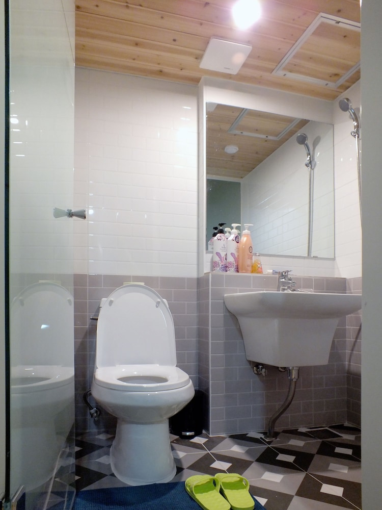 ariene guesthouse hostel