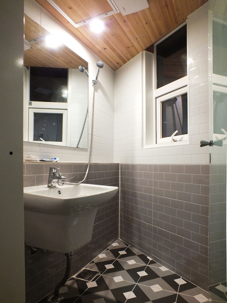 ariene guesthouse hostel