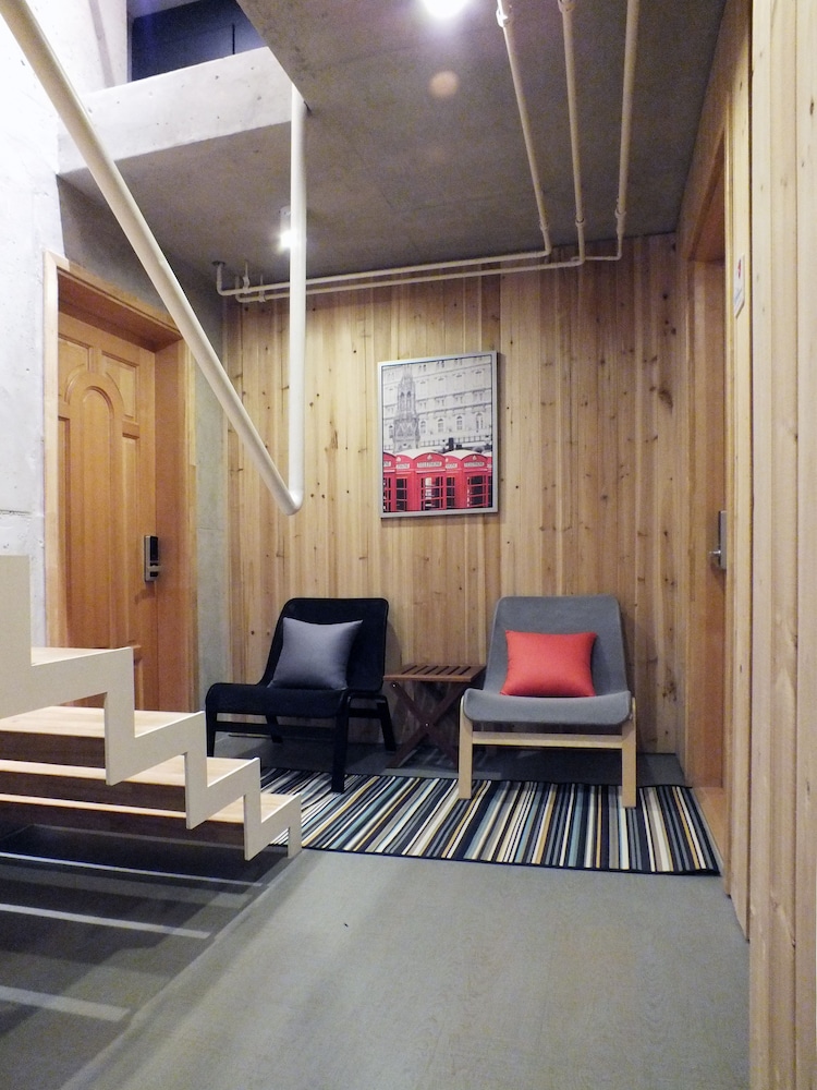 ariene guesthouse hostel