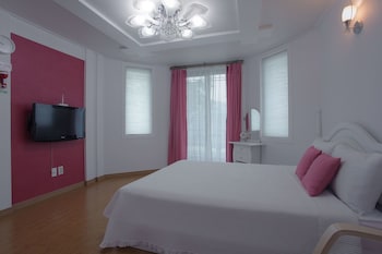 forest of color pension