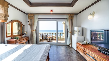 gangneung pension sea and pet friendly