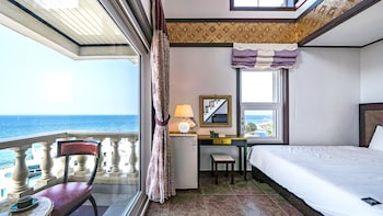 gangneung pension sea and pet friendly