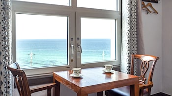 gangneung pension sea and pet friendly