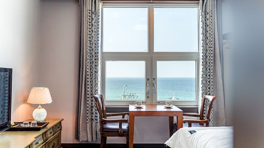 gangneung pension sea and pet friendly