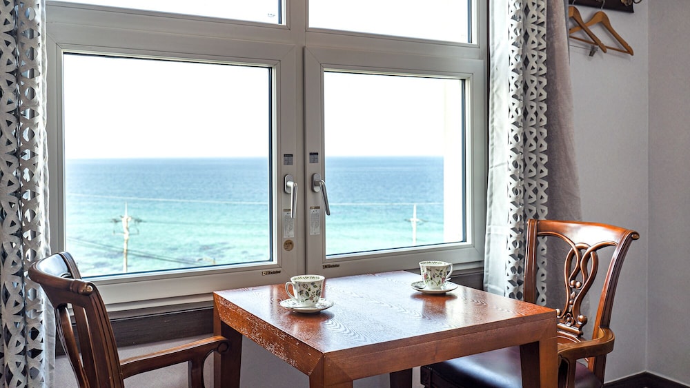 gangneung pension sea and pet friendly